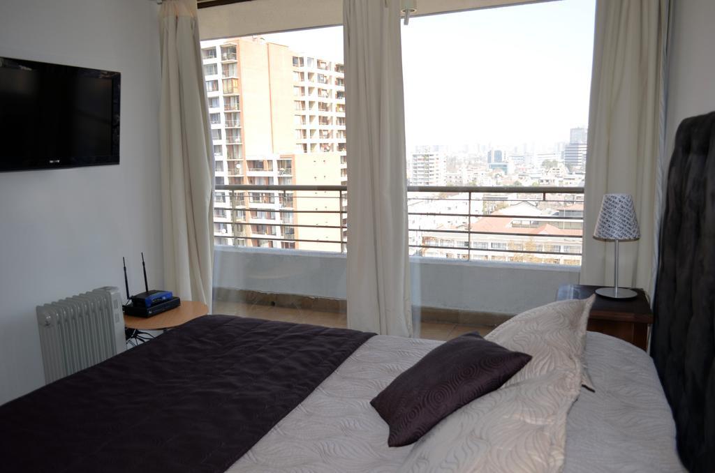 Apartamentos Capital Santiago Room photo